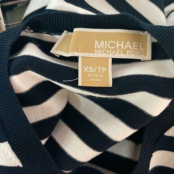 Michael Kors: Striped Crewneck T-shirt, Size Extra Small - Picture 7 of 7